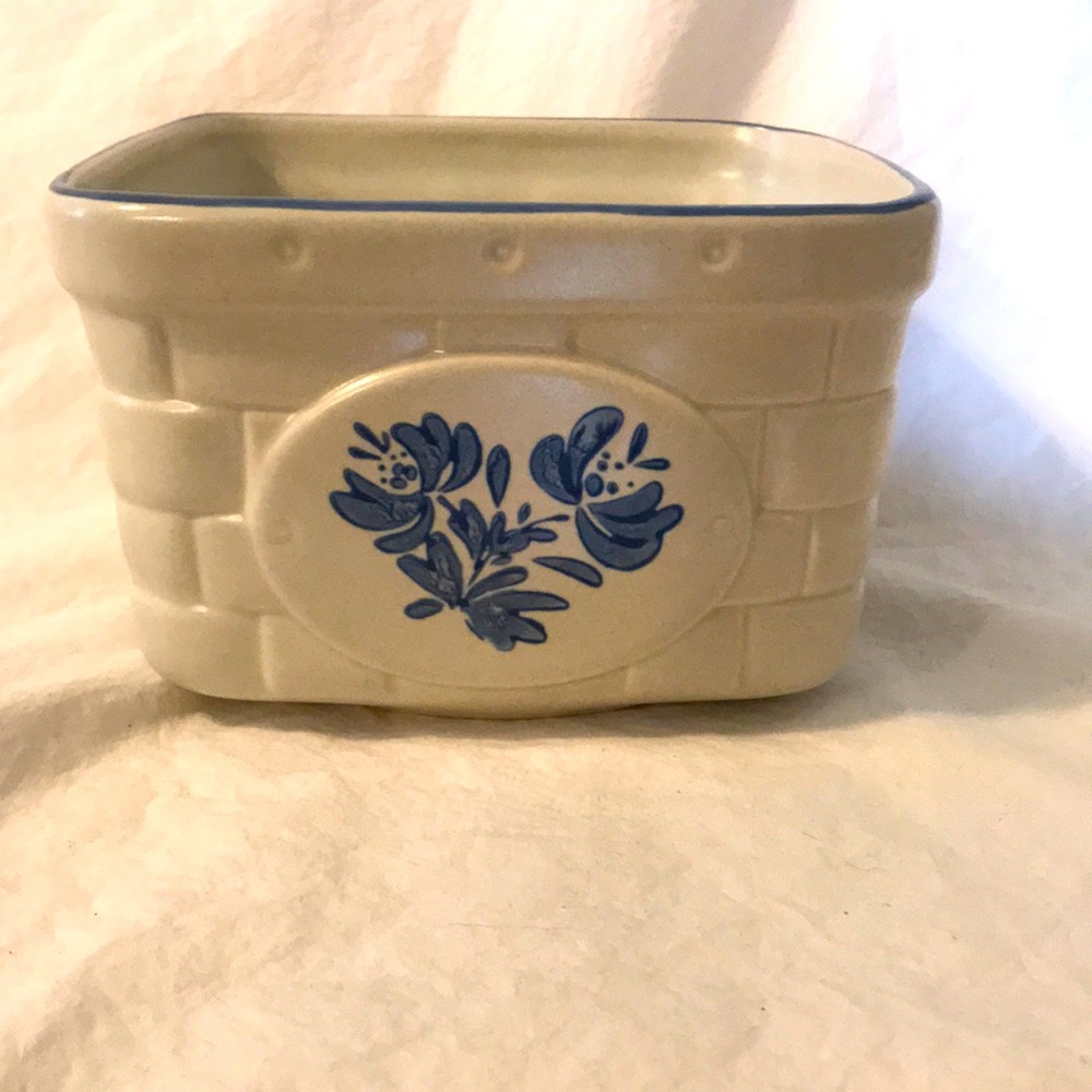 Vintage Pfaltzgraff Yorktowne Square Basket